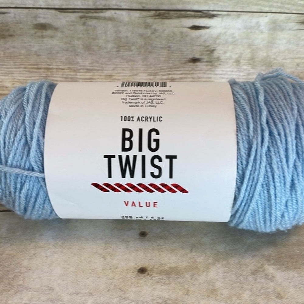 Big Twist Sky Blue Color 1 - 6 Oz skein